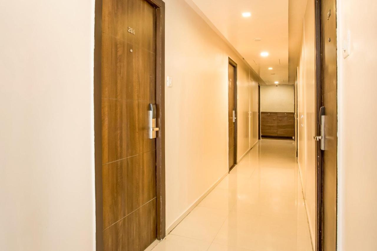 Capital O 35557 Hotel Aura Bombay Eksteriør billede