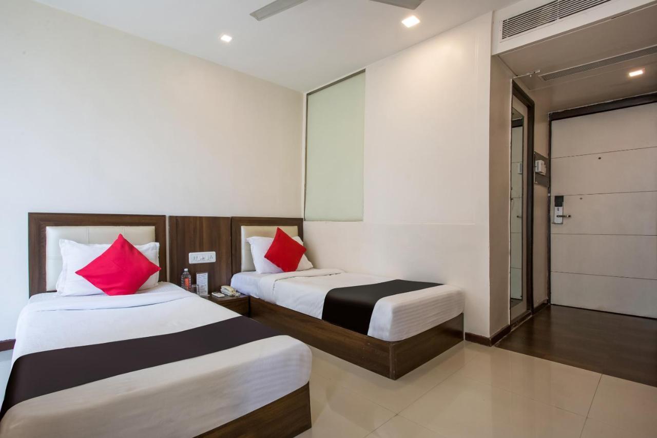 Capital O 35557 Hotel Aura Bombay Eksteriør billede